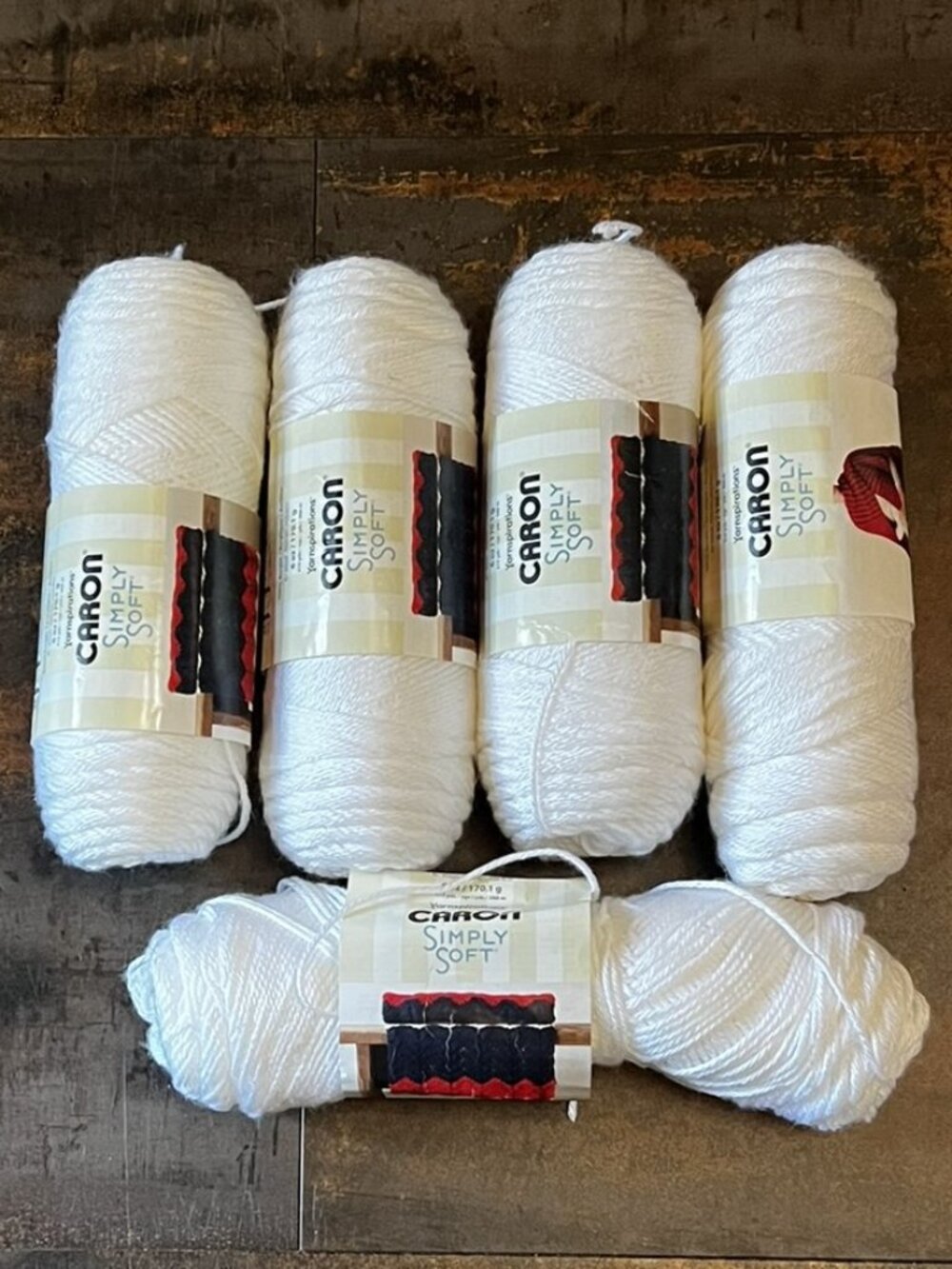 NWT 4+ Skeins Yarnspirations Caron Simply Soft White Yarn/Medium 4/315 yds/6 oz.